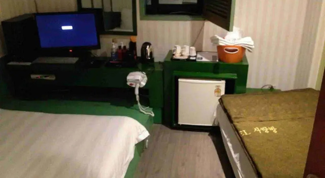 Hotel Sarangbang, Забронировать Отель Чонногу Сеул, рядом с Туристический центр Panmunjom