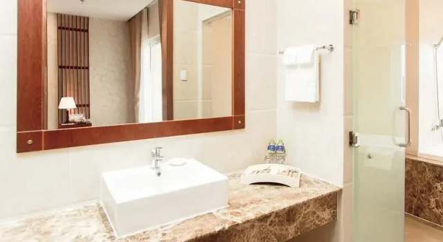 Трёхместный номер Deluxe с балконом Ladalat Hotel