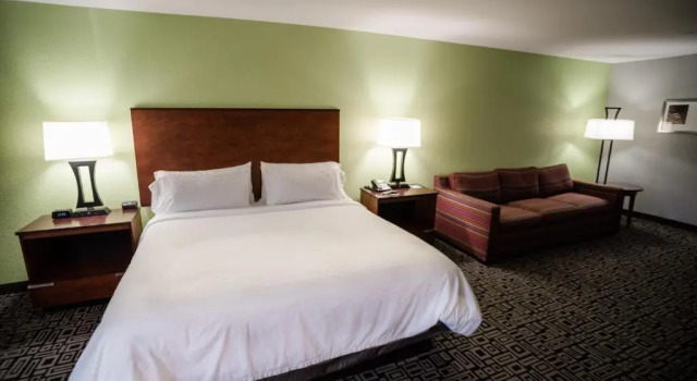 Номер Standard Holiday Inn Express Hickory - Hickory Mart by IHG
