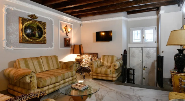 Апартаменты Dolce Vita in Rome With 2 Bedrooms and 1 Bathrooms
