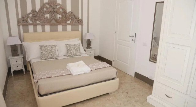 Dimi House