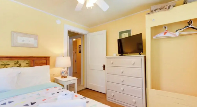 Family Beach house, Забронировать Отель Отели Норт-Миртл-Бич 3 звезды, рядом с Possum Trot Golf Club, 3*