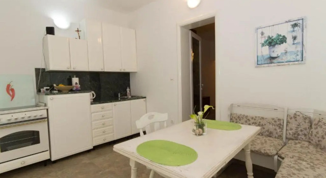 Апартаменты Цокольный этаж Apartments Kruno
