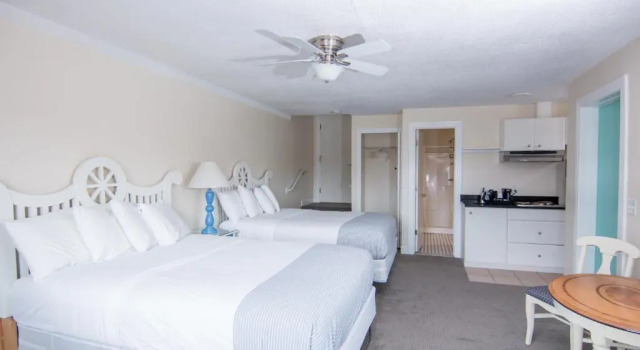 Четырёхместный номер Standard Magic Beach Motel - Vilano Beach, Saint Augustine