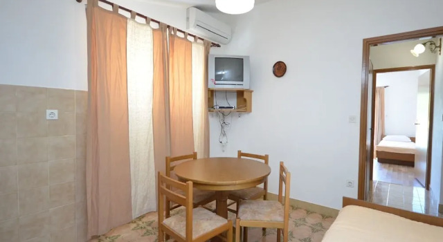 Apartments Edi