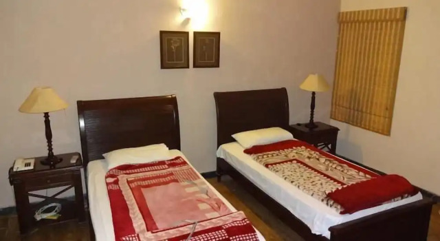 Standard Zimmer Royal Crown