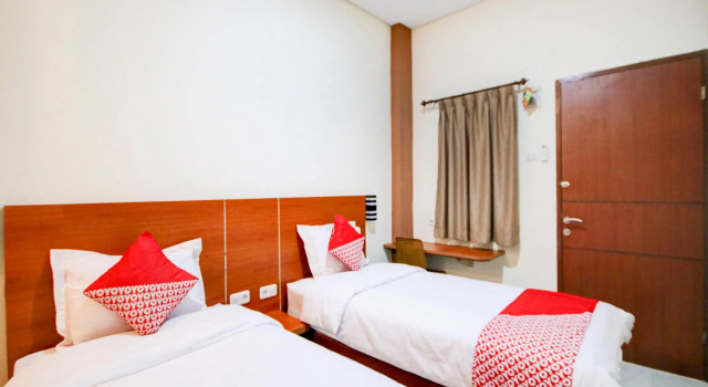 Двухместный номер Standard Hotel O SeanS Residence Mansyur Near Universitas Sumatra Utara