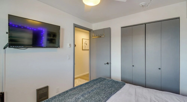 Апартаменты Walk to the Beach: Ocean Shores Condo!