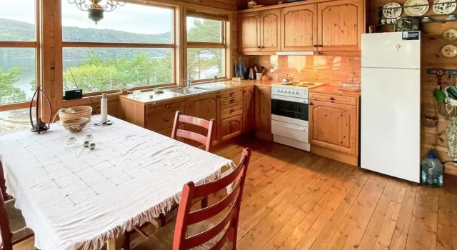 Коттедж 7 Person Holiday Home in Hjelmeland