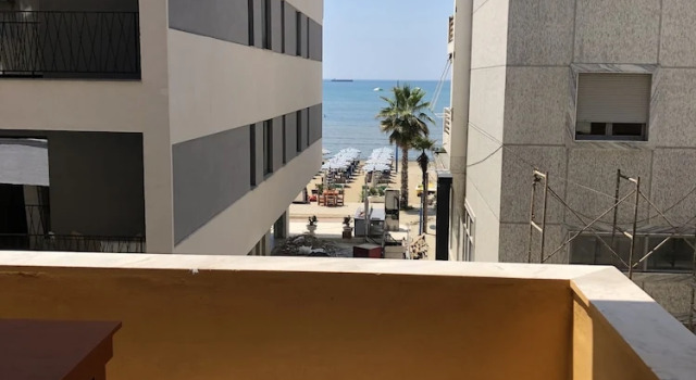 Sea-View Apartment Durres, Rezerwuj Apartament Hotele w Durres County z parkingiem, Parking