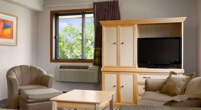 Люкс Super 8 by Wyndham Westminster Denver North