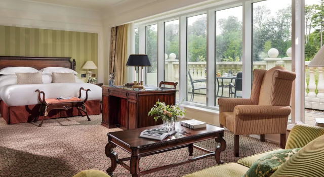 Двухместный номер Superior с балконом Powerscourt Hotel, Autograph Collection