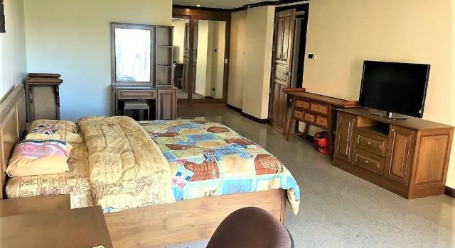 Royal Hill Resort Pattaya Corner Condo With sea & Pool Views, Забронировать Курортный отель Южная Паттайя Паттайя