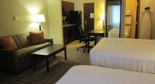 Четырёхместный люкс MainStay Suites St Robert - Fort Leonard Wood
