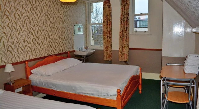 Двухместный номер Standard London Visitors Hotel