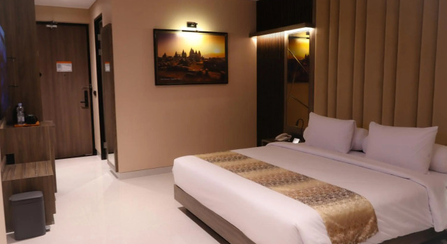 Eno Front One Hotel Semarang, Book Hotel Hoteller i Semarang med parkering, nær Semarang Grand Mosque, Parkering