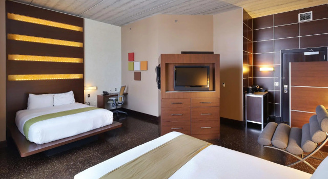 Четырёхместный номер Standard Tulyp, Tapestry Collection by Hilton