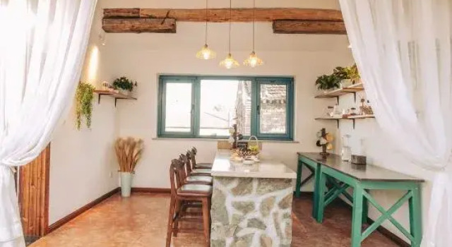 Beijing Shanshui Xingsu Homestay, Book Hotel Hoteller i Beijing Province med parkering, Parkering