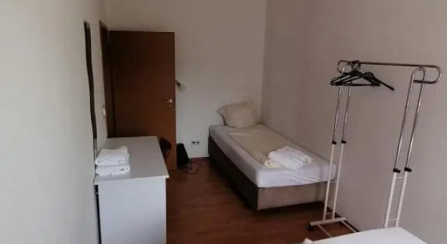 Apartment mit 3 Schlafzimmer, Забронировать Апартаменты/квартира Апартаменты Кайзерслаутерн, рядом с Церковь Святого Мартина, Апартаменты/квартира
