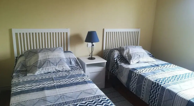 Casa Rural La Rasilla, Varaa Hotelli Liano 