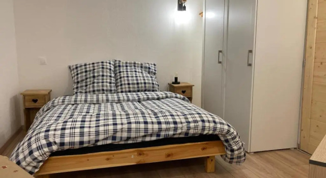 Great 8-pax ski-in ski-out apartment in Tignes Val Claret