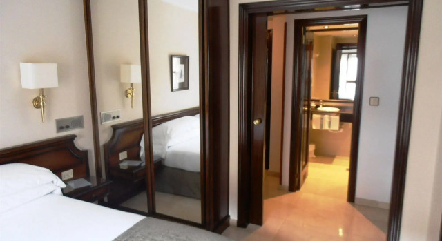 Gran Hotel Paraiso, Book Hotel Hotels in Asturias with Parking, Parking