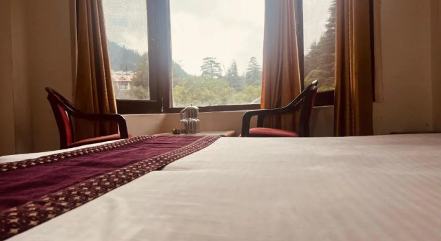 Hotel Solitaire - With Best View of Mountains