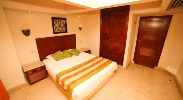 Standardowy czteroosobowy rodzinny pokój i balkonem Romance Hotel
