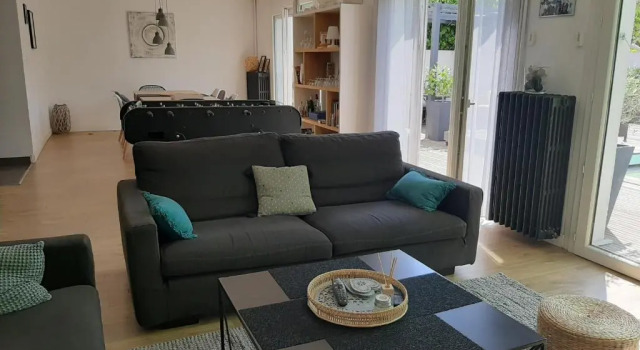 Maison lumineuse et agréable pour 6 à 8 personnes, Book Hotel Hotels in Carcassonne with a Pool, Swimming Pool