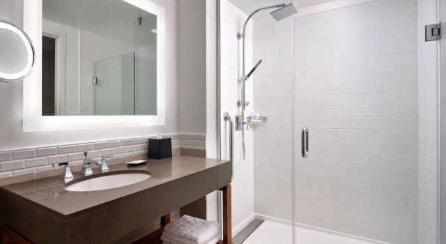 Четырёхместный номер Standard The Westin Austin at The Domain