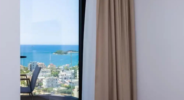 Семейный номер Deluxe с балконом и с видом на море Lans Hotel