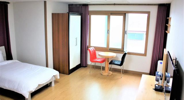 Samda Hostel, Book Hostel / Vandrerhjem Hostels i Jeju Island, Hostel / Vandrerhjem