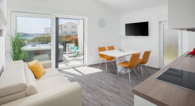 Nice Home in Medulin With Wifi and 5 Bedrooms