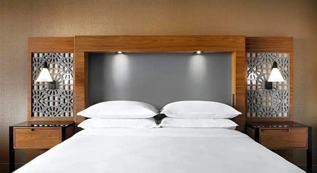 Номер Standard Sheraton Toronto Airport Hotel & Conference Centre