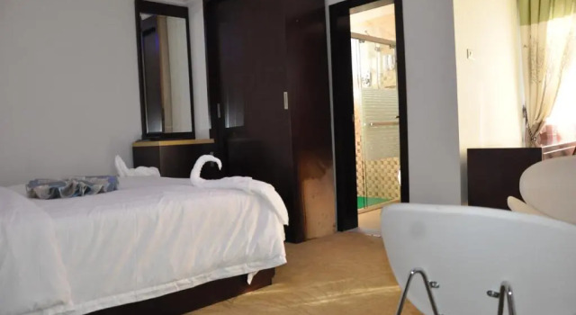 Полулюкс North Addis Hotel