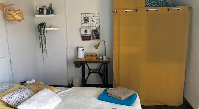 ardoises et agapanthes, Rezerwuj Bed and Breakfast  