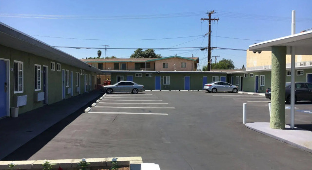 Town House Motel