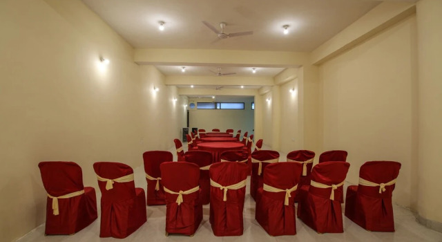 White Pearl - Jabalpur