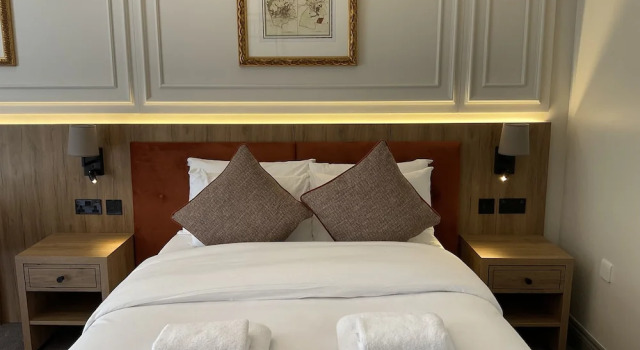 Трёхместный номер Old Mill Hotel & Lodge