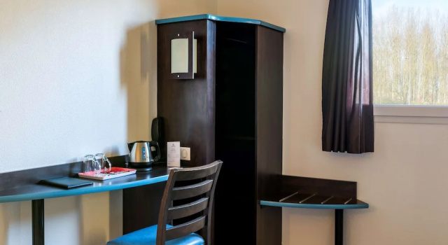 Семейный номер Standard Sure Hotel by Best Western Saint-Amand-Les-Eaux