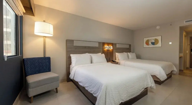 Четырёхместный номер Standard с видом на залив Holiday Inn Express & Suites Mazatlan by IHG
