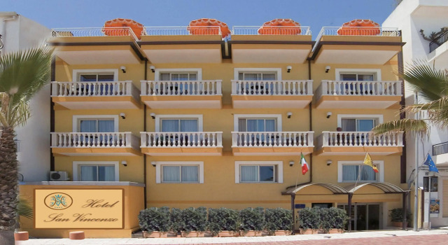 Hotel Orizzonte, Varaa Hotelli Hotellit Sisilia aamiaisella, Aamiainen