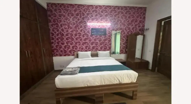 Номер Deluxe Fabhotel Golden Palace I