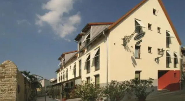 Landhotel im Klostereck, Забронировать Отель Флонхайм земля Гессен