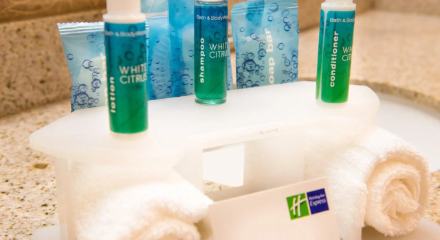 Двухместный номер Standard Holiday Inn Express & Suites Bucyrus by IHG