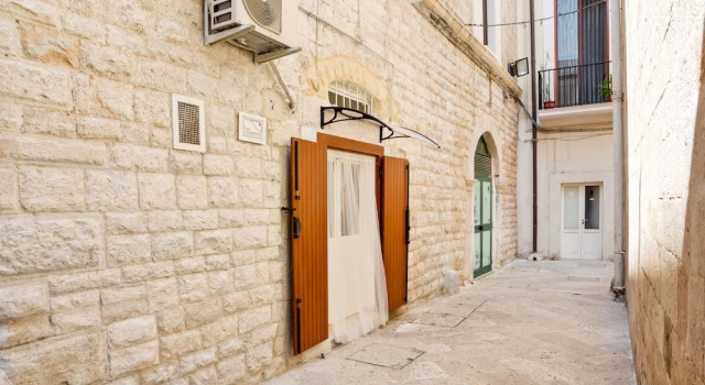 GuestHost - San Nicola Clemente Private Room, Забронировать Гостевой дом Бари Bari Province, рядом с Театр Маргерита