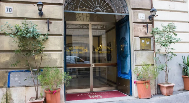 Suite Dream in Rome, Забронировать Отель Отели Рима с парковкой, рядом с Универмаг La Rinascente, Парковка