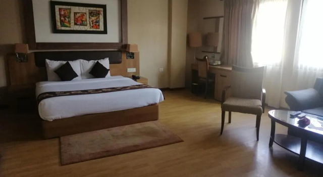 Hotel Mirage Regency, Забронировать Отель Катманду провинция Багмати-Прадеш