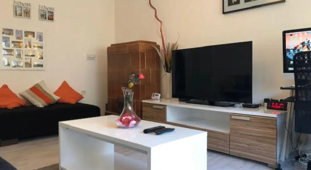 Apartment Apollo, Забронировать Апартаменты/квартира Отели Zvezdara с завтраком, Завтраки