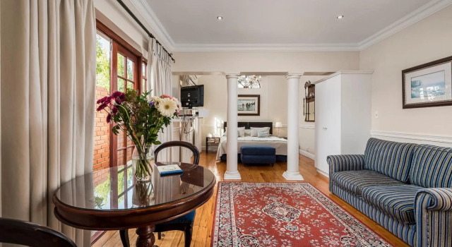 Millbury Guest House, Book Pension Port Elizabeth Central 